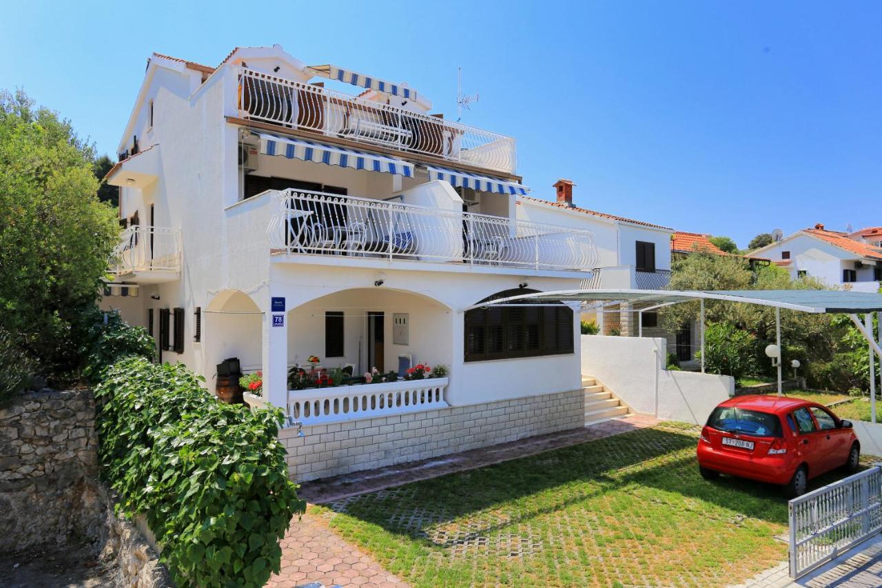Family Friendly Seaside Apartments Razanj, Rogoznica - 10373 Zewnętrze zdjęcie
