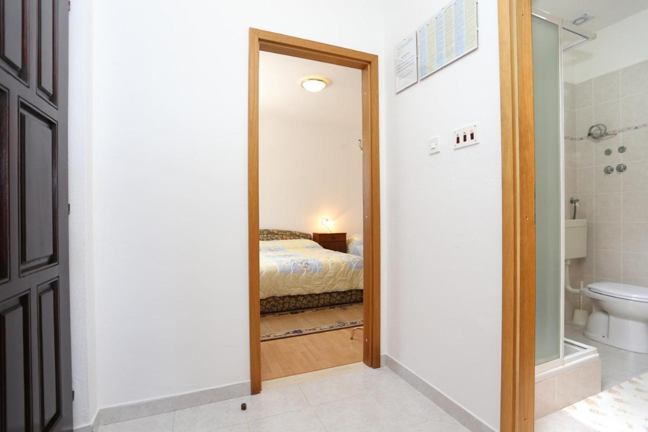 Family Friendly Seaside Apartments Razanj, Rogoznica - 10373 Zewnętrze zdjęcie