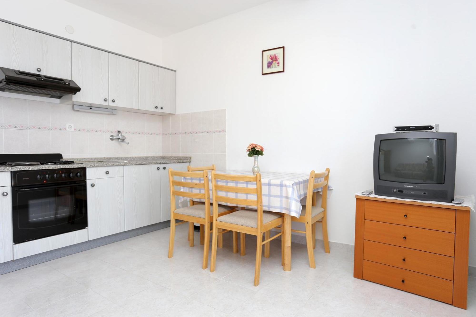 Family Friendly Seaside Apartments Razanj, Rogoznica - 10373 Pokój zdjęcie