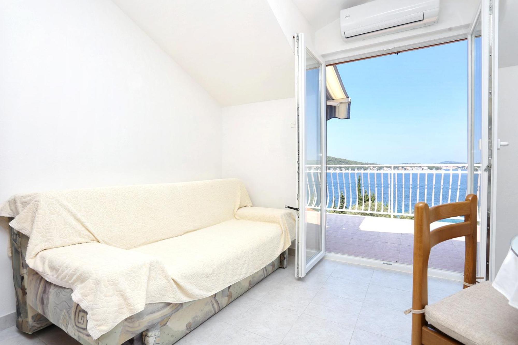 Family Friendly Seaside Apartments Razanj, Rogoznica - 10373 Pokój zdjęcie